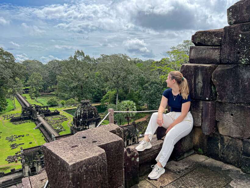Siem Reap: Full Day Angkor Wat Temple Experience with Sunset - Angkor Wat: Vishnu Temple, Massive Moat, and Wall-Deep Detail