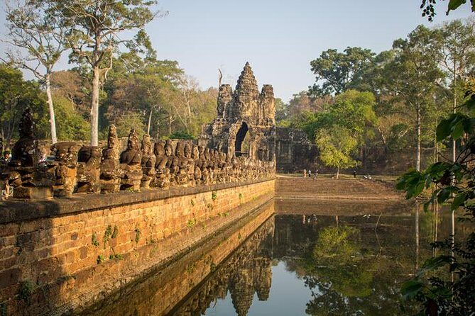 Siem Reap Full Day Angkor Wat Tour Small Group - Guide quality is the real value-add