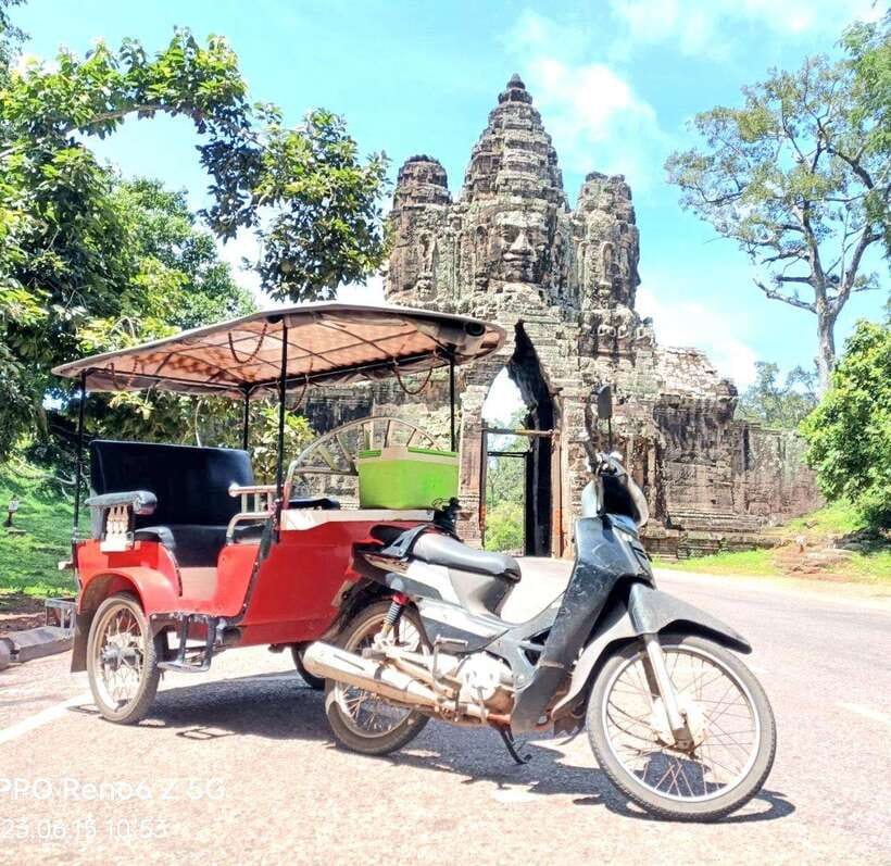 Siem Reap: Grand Circle Temples Tour With Private Tuk-Tuk - East Mebon: the mid-tour balance point