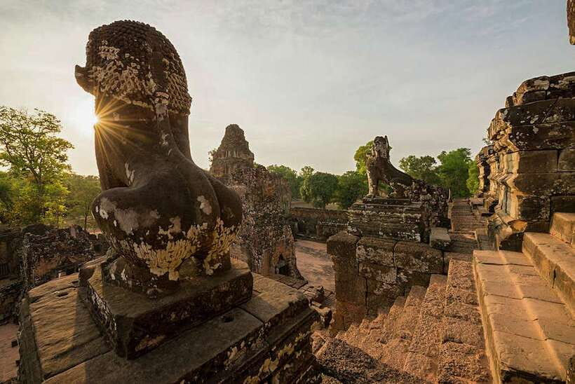 Siem Reap: Grand circle tour Sun set on bakeang hill & Guide - Transport comfort and what the $19 price really covers