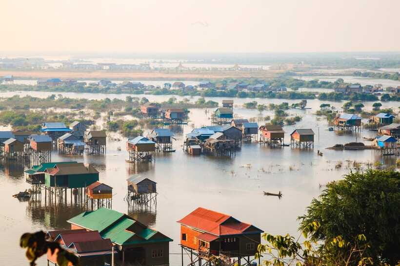 Siem Reap: Half-Day Kampong Phluk with Sunset, Boat & Guide - Tonlé Sap viewpoints and the lake-side stops that shape the mood