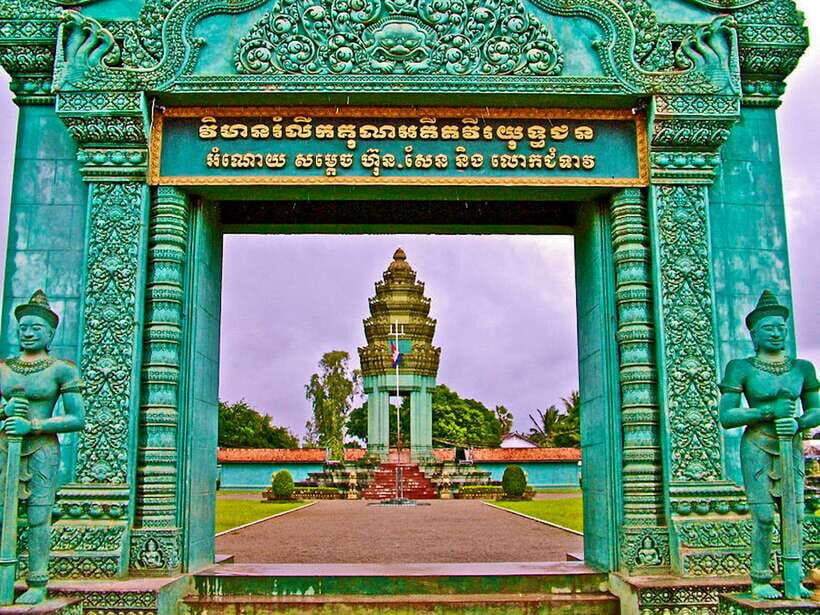 Siem Reap: Khmer Rogue, War museum &landmine museum Day Tour - Why this day-tour lineup makes sense in Siem Reap