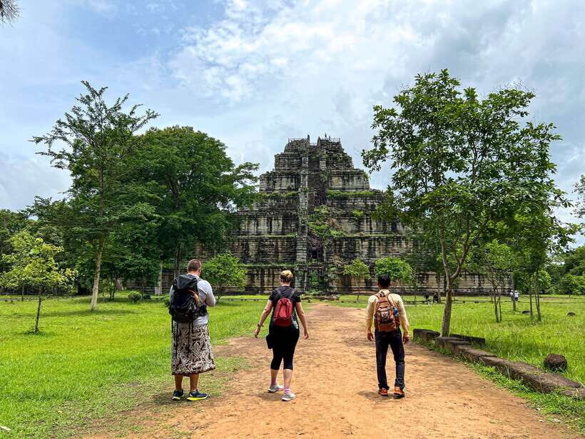 Siem Reap: Koh Ker, Beng Mealea, & Banteay Srei Join-in Tour - Pickup, Water, and Towels: The Comfort Formula That Makes Heat Work