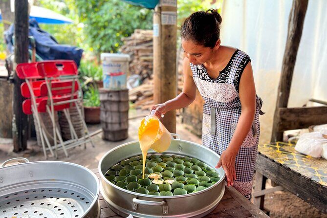 Siem Reap Kulen Mountain Waterfall Tour and Picnic lunch - Phnom Kulen Waterfall: picnic on smooth rocks and a real cold-water break