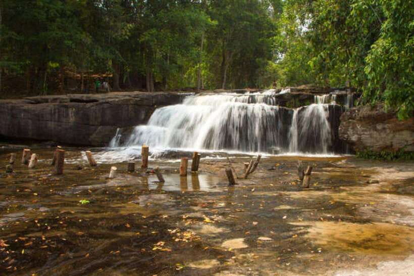 Siem Reap: Kulen Waterfall by Private Tour - Quarry stop and stone-cutting: the practical side of temple building