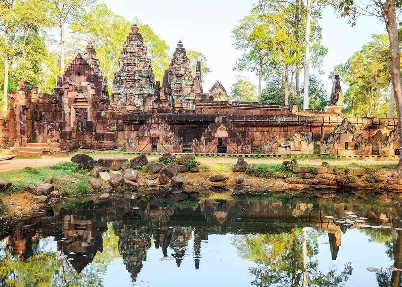 Siem Reap: Kulen Waterfalls and Banteay Srei Tour - Pickup in Krong Siem Reap and the Ride Out