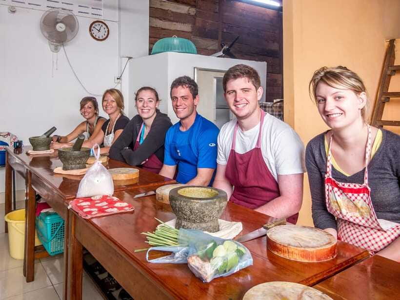 Siem Reap: Morning Cooking Class & Market Tour - What you cook: main dishes and dessert with Khmer focus