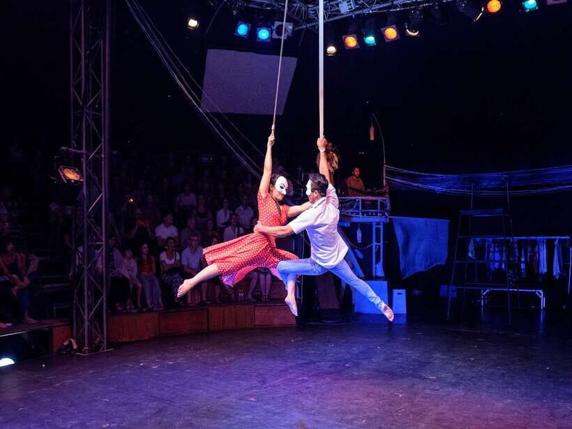 Siem Reap: Phare, Cambodian Circus with Tuk-Tuk Transfers - Phare Cambodian Circus in Siem Reap: more than flips