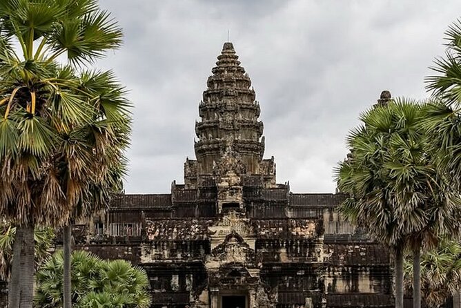 Siem Reap Private Full Day Angkor Wat Tour with Sunset or Sunrise - Sunrise vs Sunset: choosing the right light and the right sleep