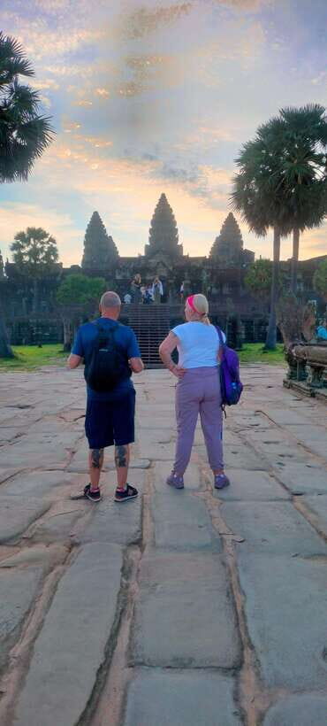 Siem Reap Private Tour: Angkor Wat Sunrise And Banteay Srei - Price and logistics: what the $135 really buys
