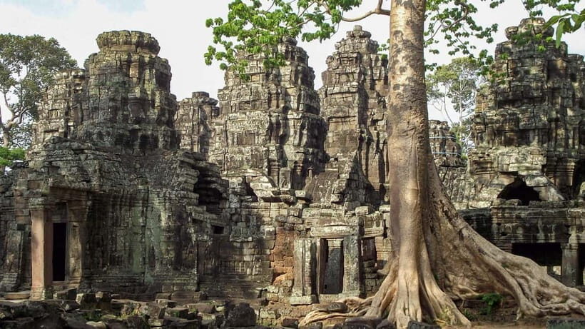 Siem Reap: Private Tour of Angkor Complex - Baphuon, the Royal Enclosure, Phimeanakas, and the terraces: Royal power made physical