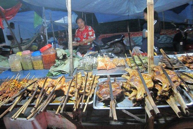 Siem Reap Street Food Tour - Your first clue it is not a tourist snack crawl: the 6pm tuk tuk plan