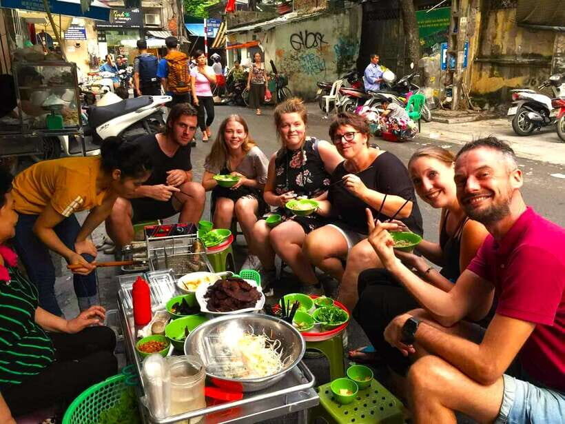 Siem Reap Street Foods Tour by Tuk Tuk with Personal Guide - A tuk-tuk street food route that fits a 3-hour window