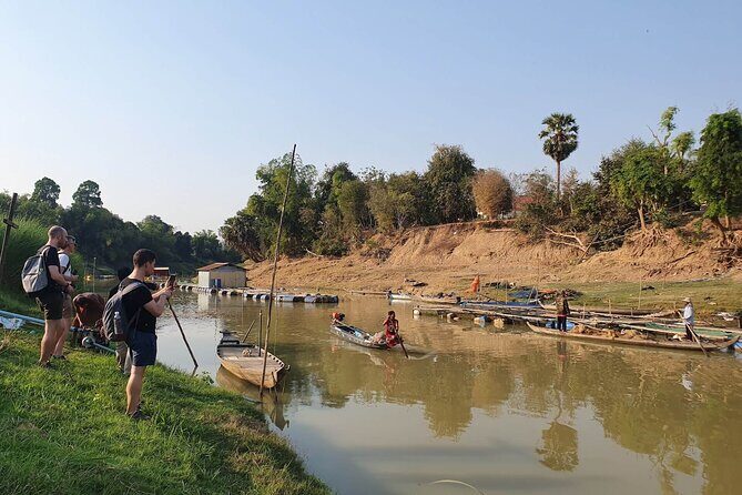 Siem Reap to Battambang Private Guided Tour (Day Trip) - Krong Battambang riverside: old colonial bones, quick but worthwhile
