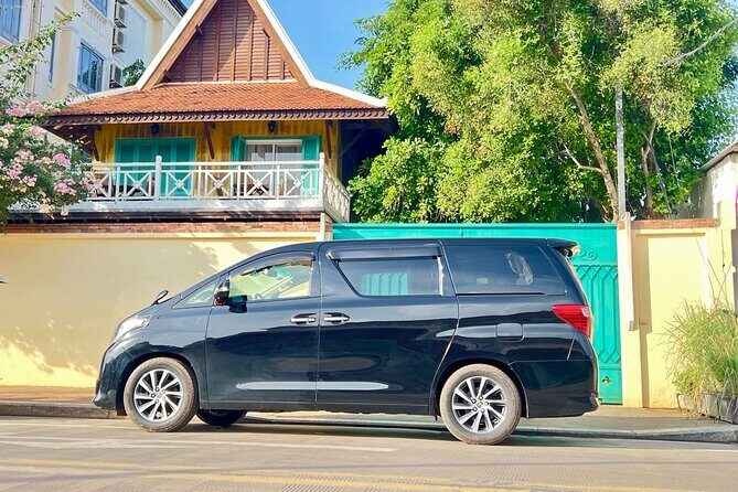 Siem Reap to Battambang Taxi, English Speaking Reliable Driver - The real-world difference: driver quality (John) and on-time reliability