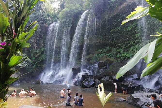 Siem Reap to Phnom Kulen: Waterfalls & 1000 Lingas Tour - Pickup, Drive Time, and How the 5–7 Hour Pace Feels