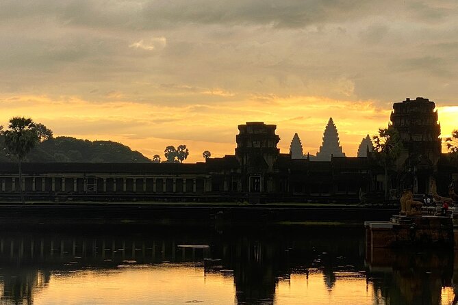 Siem Reap To Phnom Penh Private Transfer Mini-Van-Car - The 5–6 Hour Road Trip: Seeing Tropical Villages Without the Stress