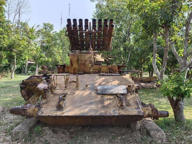 Siem Reap: War Museum included Ticket and Pickup Drop Off - Should you book the War Museum included ticket plus pickup?