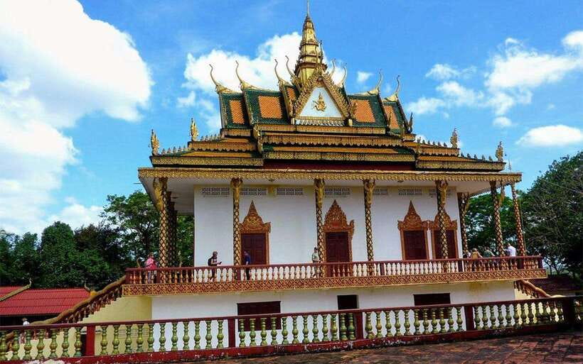 Sihanoukville City Tour for Cruise Passengers with 7 Stops - Tumnuk Rolork Fishing Village by Koh Preap Pier: Seeing Work Up Close