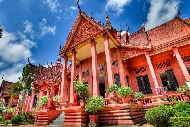 Sihanoukville to Phnom Penh by Private Car or Minivan - Bathroom stop and quick needs: the small detail that matters