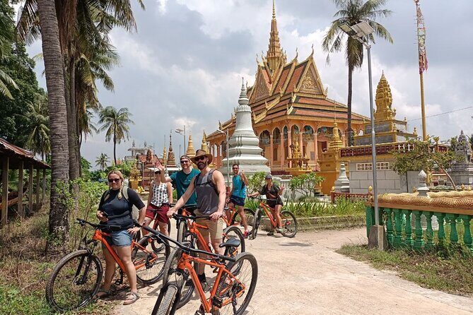 Silk Island Cycling Adventure & lunch with locals - From Phnom Penh to the Mekong Islands: the ride’s real payoff