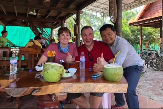 Silk Island Tuk Tuk Tour - Koh Dach Part 2: Pagoda, Market Life, and Krama, Nets, and Sarongs