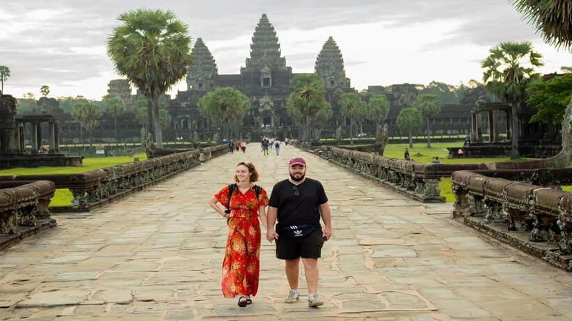 Small-Group Explore Angkor Wat Sunrise Tour with Guide - 4:20 AM Angkor Wat Sunrise: why this timing matters
