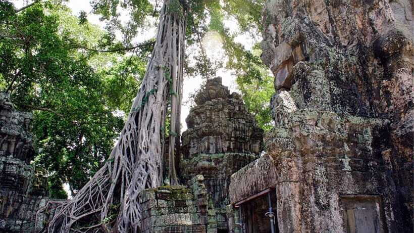 Small-Group Explore Angkor Wat Sunrise Tour with Guide - Pre Rup and the Pink Temple: brick Hindu stops to look for