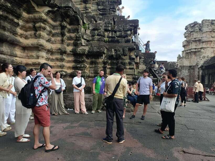 Small-Group Full Day Angkor wat Guide tour with Sun set - From your hotel to Angkor: how this day is staged
