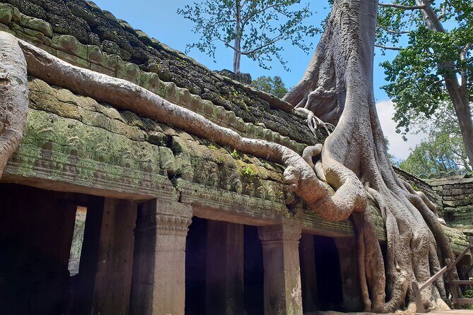 Special Three Days Angkor Tour - Day 3: Rolous group temples east of Siem Reap, plus a Tonle Sap-area component