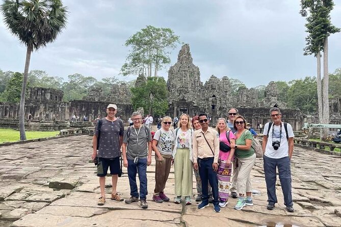 Sunrise Angkor Wat Temple Half Day Tour ( Small-Group Tour) - Stop 3: Bayon Temple and the faces that watch you back