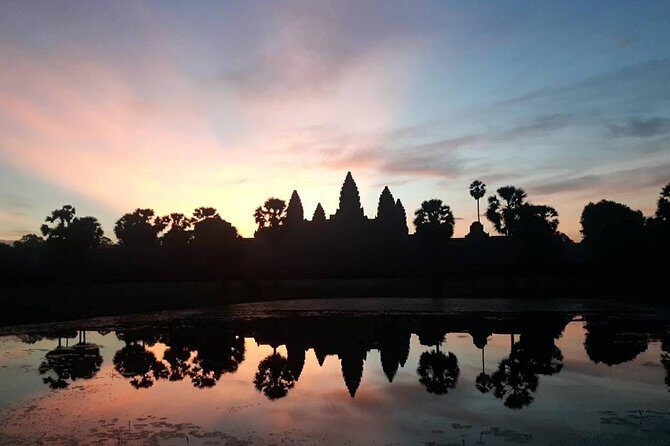Sunrise Small Group Tour to Angkor Wat Temple - Sunrise at Angkor Wat: the moment you’re paying for