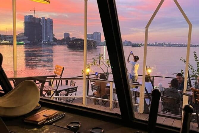 Sunset Cruise on the Mekong with Kanika Boat - What You’ll See on the Outbound Leg Toward Arexat