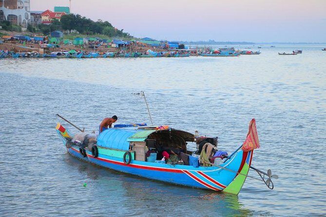 Sunset Cruise with unlimited beer & soft drinks -English speaking guide on board - The English Guide and the On-Board Atmosphere
