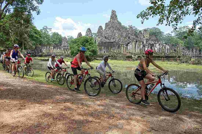 Sunset or sunrise bicycle tour around Angkor Wat and nearby temples - Ta Keo: the unfinished pyramid you can actually feel
