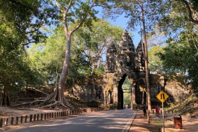 Taxi Siem Reap to Phnom Penh-English Speaking Driver - Pickup that actually starts at your door