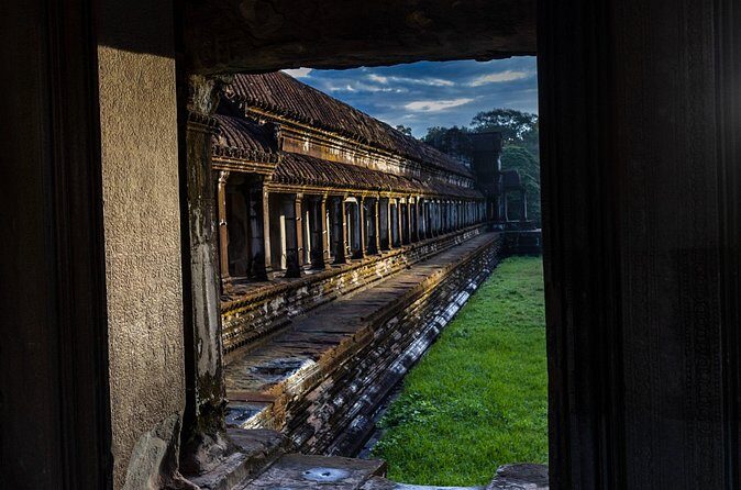 The Magnificent Angkor Wat - Stop 1: Angkor Wat—3 hours to get oriented