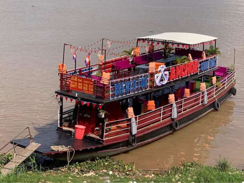 Tonle Sap Cruise & land Tour between Phnom Penh & Siem Reap - BBQ lunch on board: the best kind of included meal