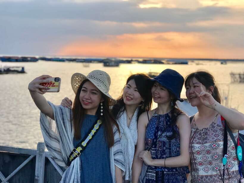 Tonle Sap Tour of Kompong Phluk Village & Evening Food tour - Why Kompong Phluk Feels More Real Than a Photo Stop