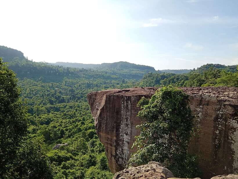 Trekking Tour at Phnom Kulen National Park from Siem Reap - The big climb: rainforest and jungle hiking with key temple rewards