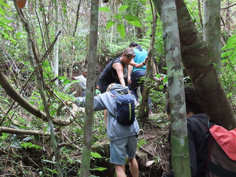 Trekking Tour at Phnom Kulen National Park from Siem Reap - Preah Ang Thom temple: the 15-meter Buddha carved from sandstone