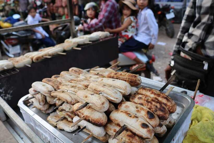 Twilight Tastes of Siem Reap Include Dinner - Dinner at a Local Restaurant: Lok Lak and Sour Soup Energy