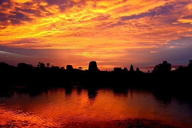 Two Days Angkor Tour - Two Days in Siem Reap: Temples by Day, Lake Life by Afternoon