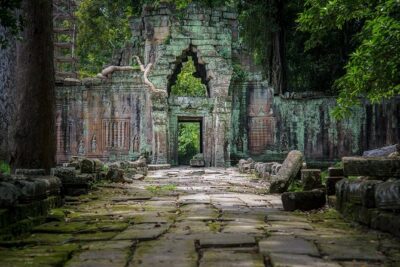 Two-days tour discovering Angkor Wat and Floating Village - Day 1 Schedule: Angkor Thom, Ta Prohm, Banteay Kdei, and Angkor Wat at Sunset