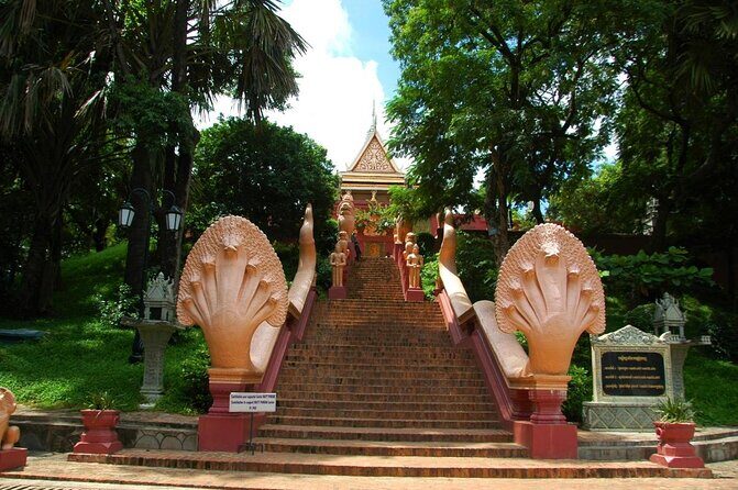 Ultimate Phnom Penh Food Tour by Tuk Tuk: 20 Tastings and Drinks - Key takeaways before you book