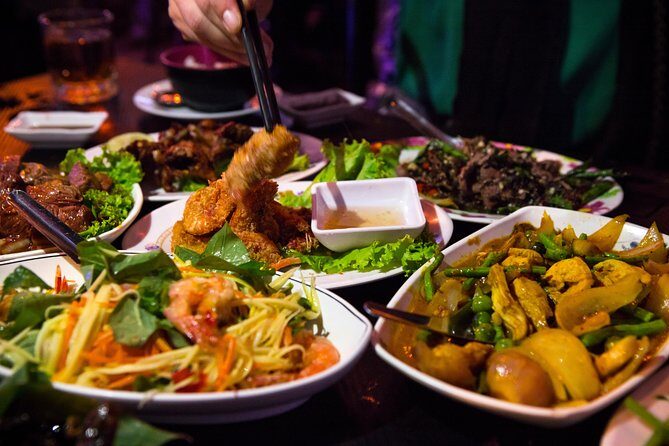 Ultimate Phnom Penh Food Tour by Tuk Tuk: 20 Tastings and Drinks - How to Pace the 20 Tastings and Drink Without Losing the Night
