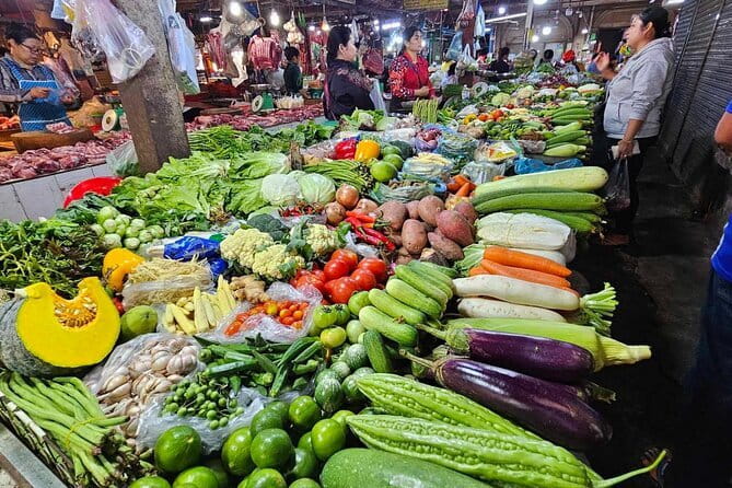 Ultimate Siem Reap Food Tour by Tuk Tuk - 20 Tastings, 8 Stops - The cocktail or mocktail finish at Wat Damnak