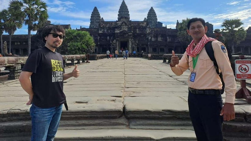 Ultimate Sunrise to Angkor Wat, Angkor Thom and Bayon Temple - Victory Gate: a strong ending point for the whole circuit