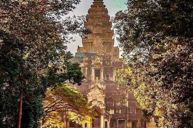 Unveil The Magic Of Angkor Wat Sunset In A Day Personalized Tours - Phnom Bakheng Sunset: The View You Came For