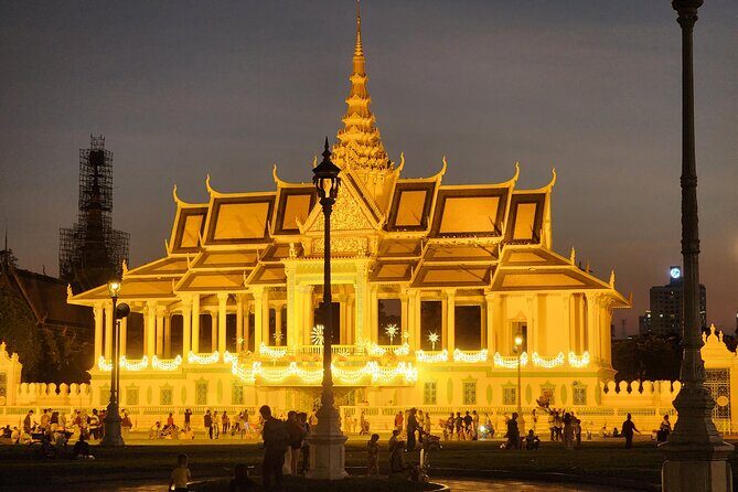 Visit 9 Places in 3 Hours by Private Tuk-Tuk - Why This 3-Hour Phnom Penh Night Tuk-Tuk Works So Well